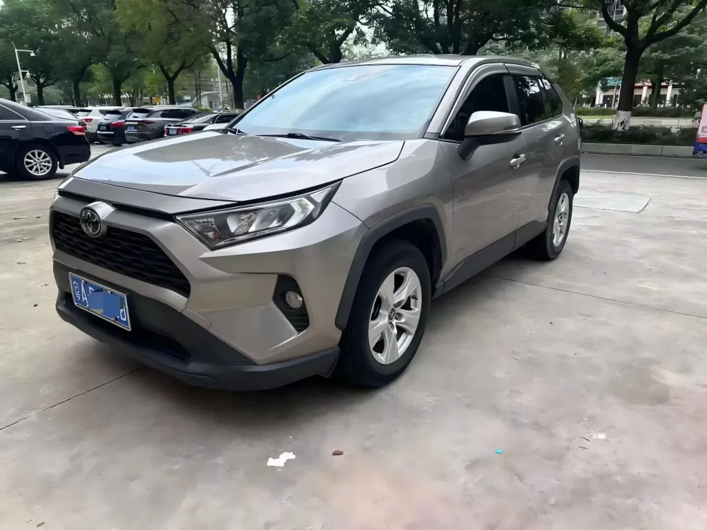 2020 Toyota RAV4 2.0L CVT FWD Urban Edition (Used) – Dec 2020 Reg / 35,000 km
