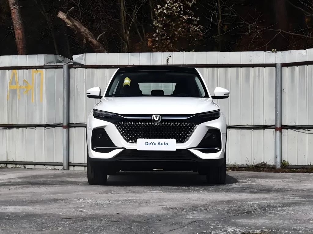 2024 Changan X7 PLUS 1.5T MT 5-Seater Comfort Edition Compact SUV